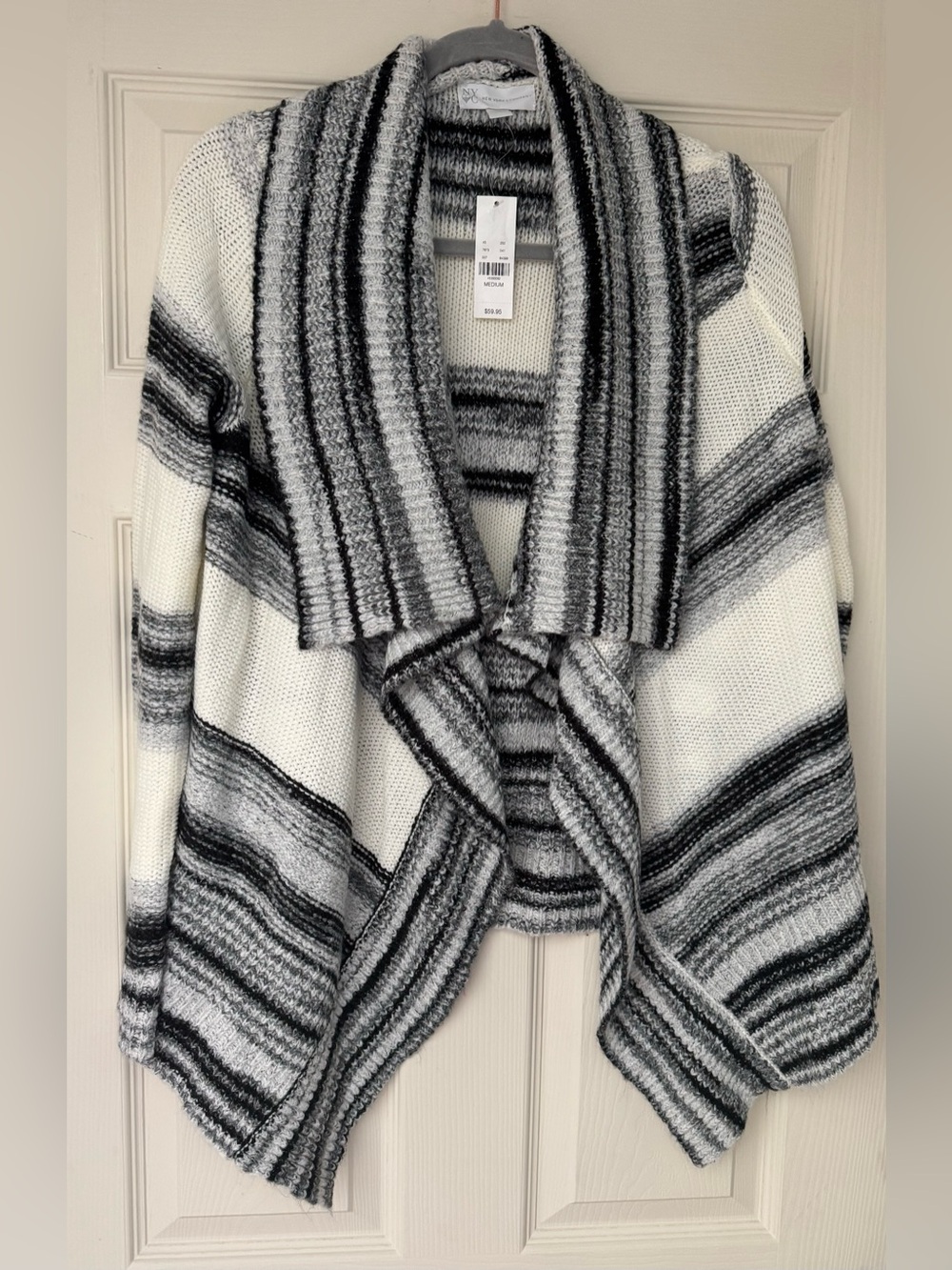 New York & Co. Marbled Black/White Striped Open Front Cardigan /Size Medium/NWT